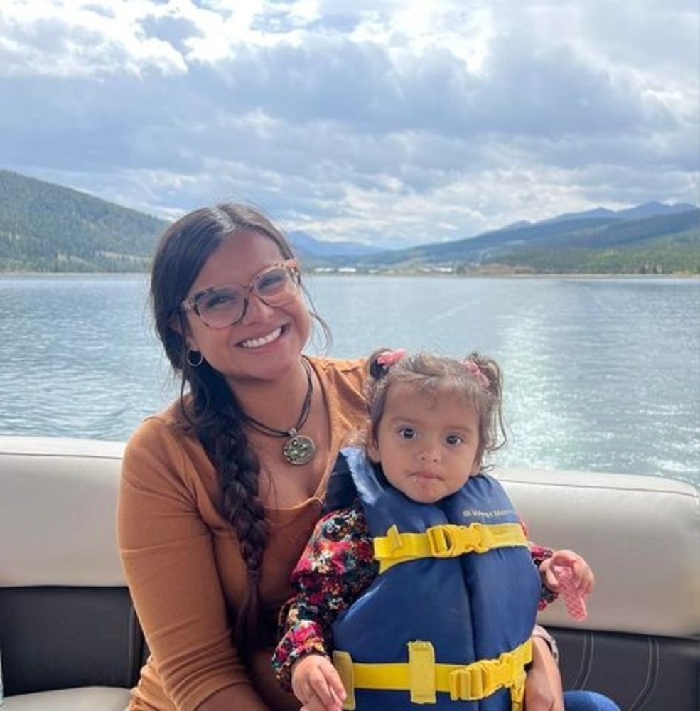 Meet your Posher, Valeria